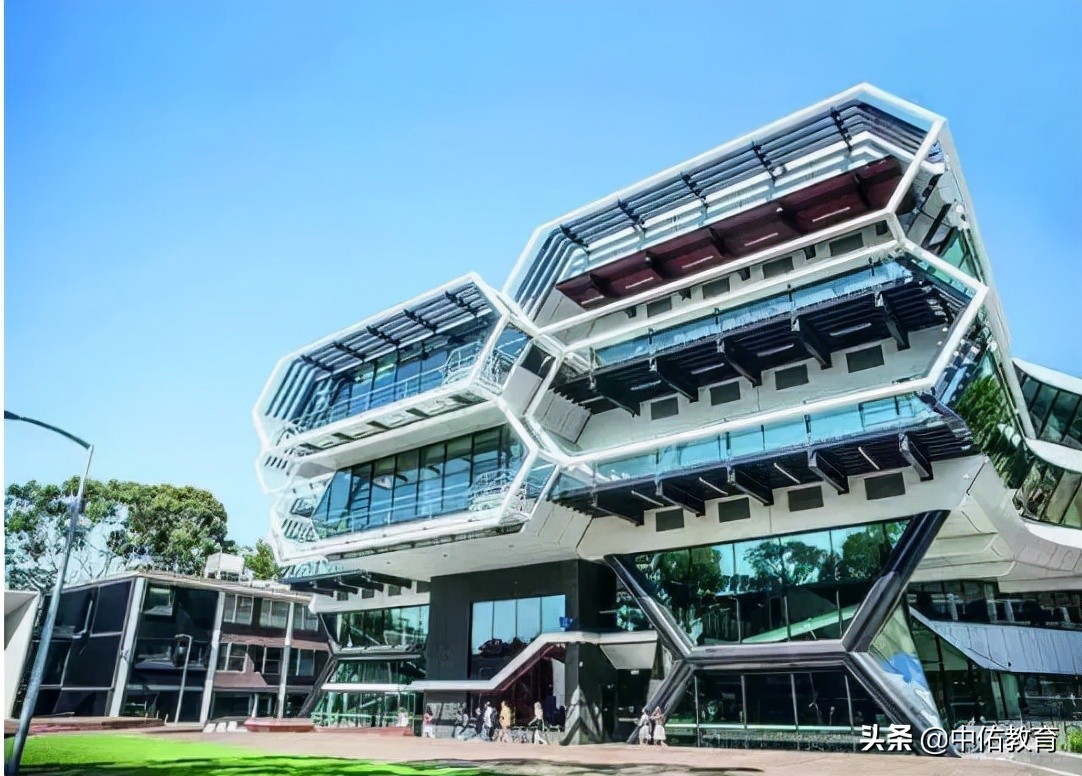 莫纳什大学马来西亚分校招生简章