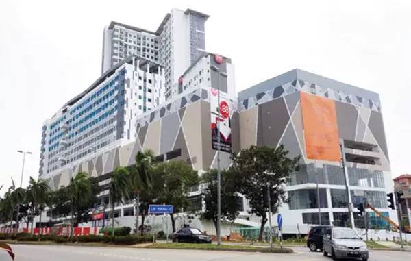 赛城大学院校图片
